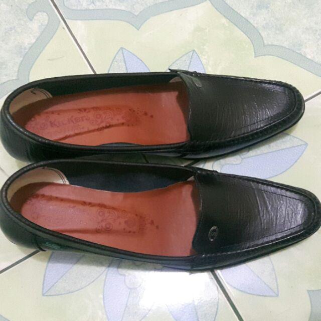 Sepatu Pantofel Wanita / Sepatu Kerja Kickers Kulit Asli