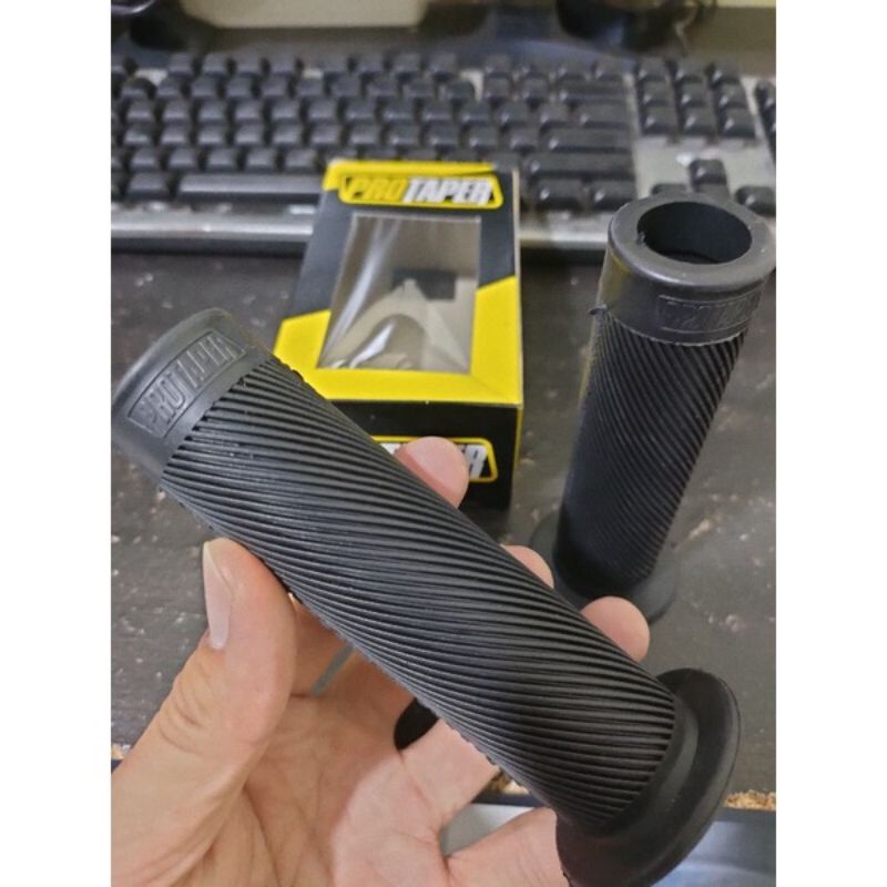 Handgrip Hanfat, Grip bulu supersoft, lentur anti selip cocok untuk semua motor