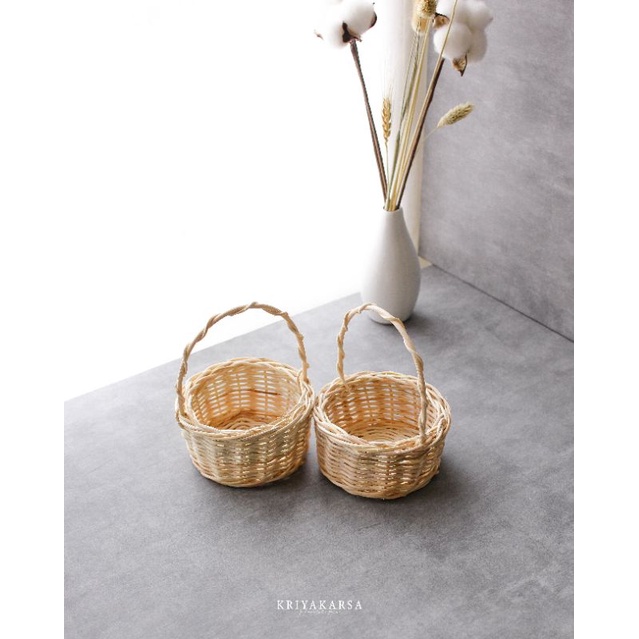 Keranjang Rotan Bulat Tangkai Ulir Mini keranjang Seserahan Bunga Bridesmaid Souvenir Hantaran Rotan