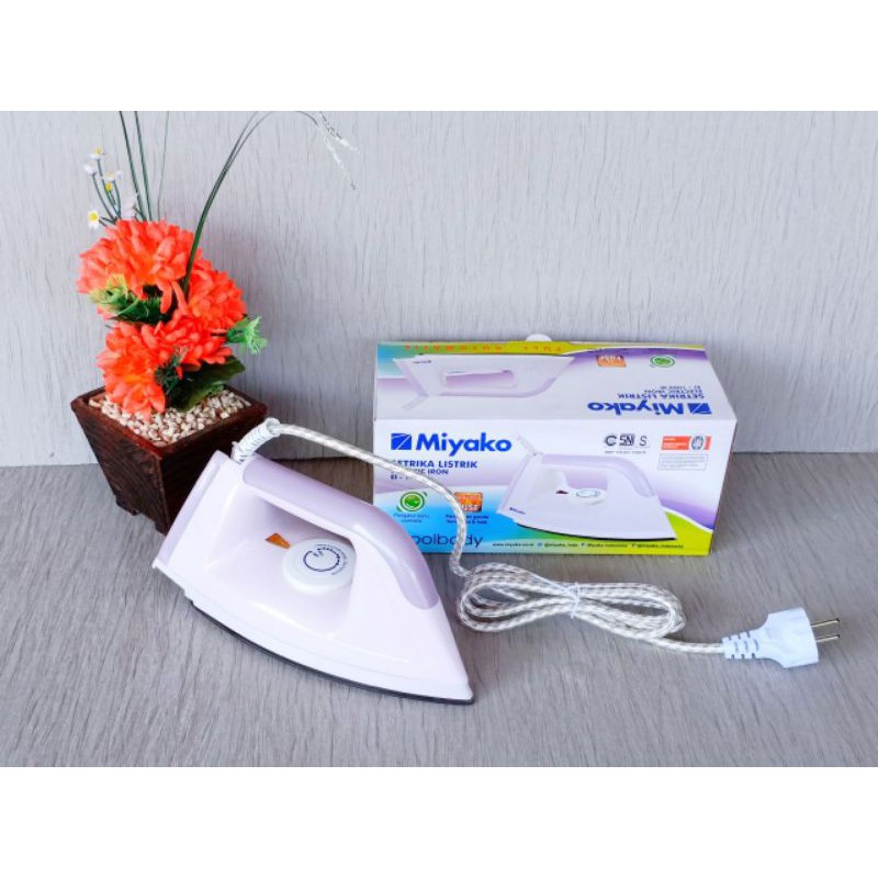 SETRIKA MIYAKO 1008
