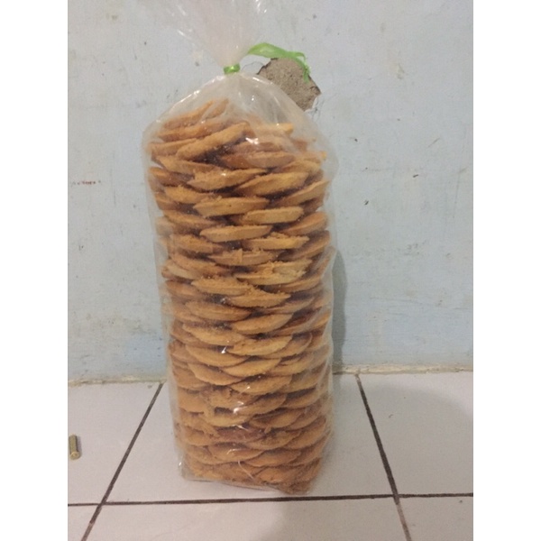 

Camilan bolu kering manis MURAH