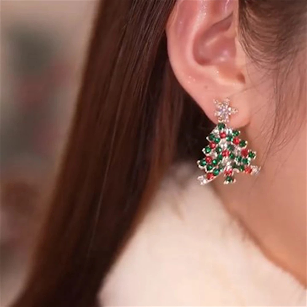 1 Pasang Anting Stud Zircon Kristal Berlian Imitasi Bentuk Pohon Natal Gaya Vintage Untuk Wanita