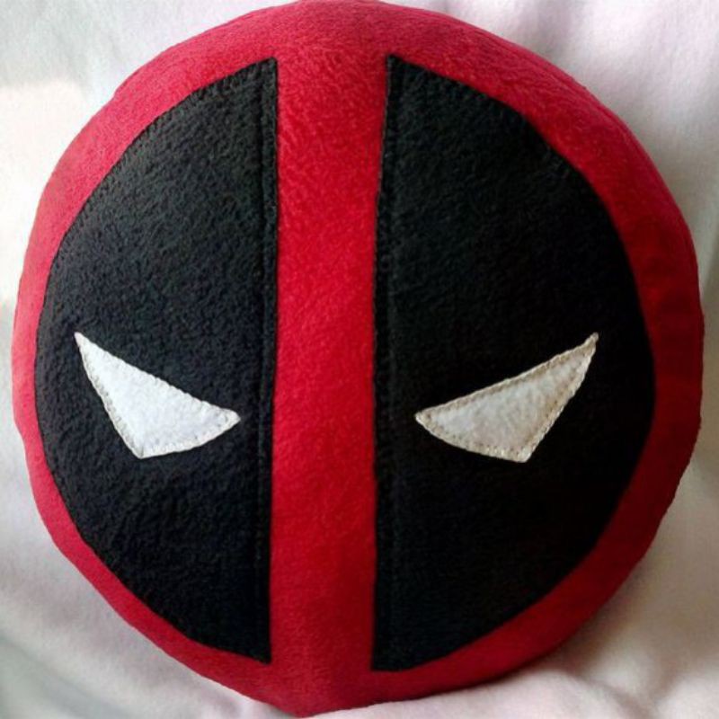 Bantal marvel deadpool boneka dekorasi sofa