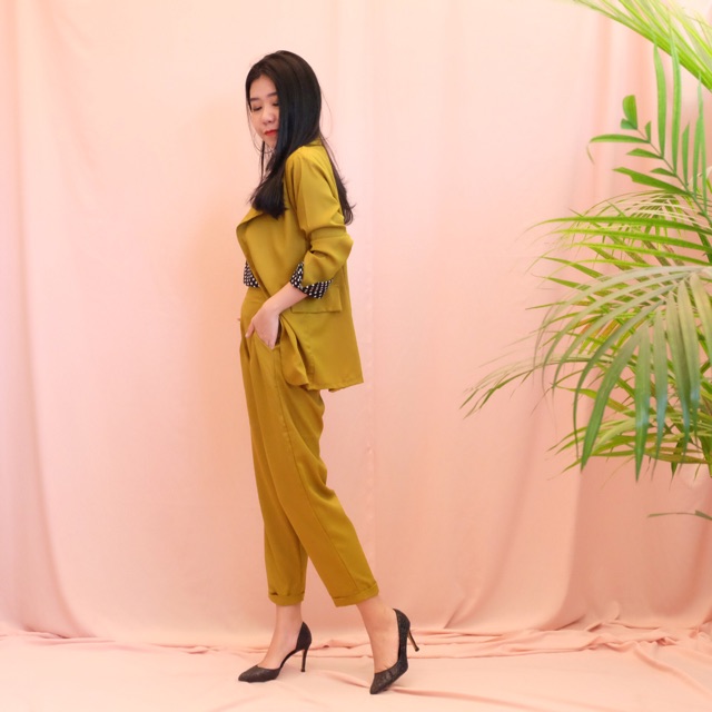 Satu Set Atasan Bawahan Celana Wanita Nona.inc - Iggy Set/Green Lime