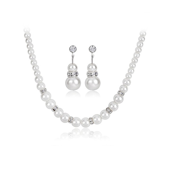 LRC Kalung Fashion White Pure Color Decorated Jewelry Set E92348