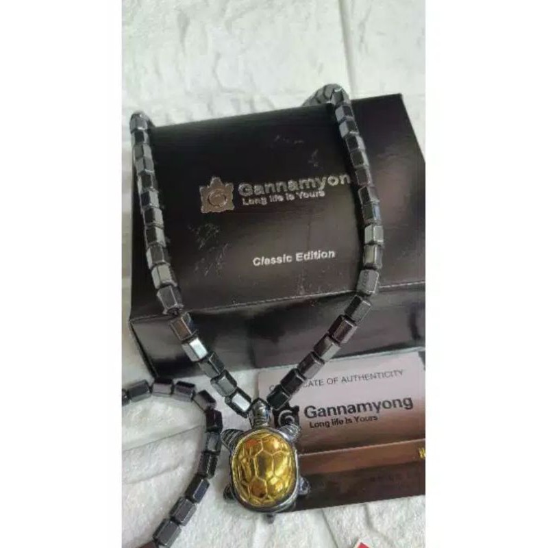 Kalung dan gelang kesehatan gannamyong kura gold