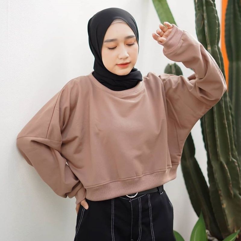 Premium Oversize Crop Sweater - Sweter Crop Wanita Kekinian