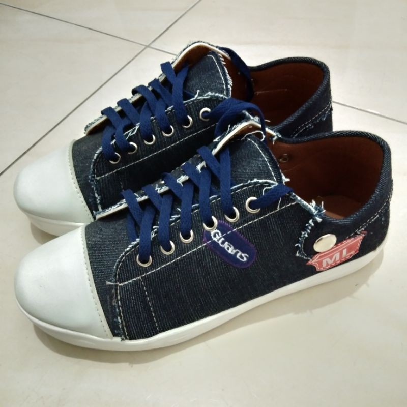 Sepatu Wanita - Jeans ML Biru Tua