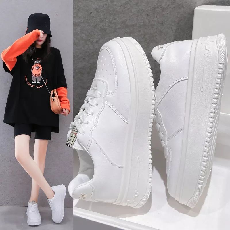 SEPATU SNEAKERS WANITA AIR06