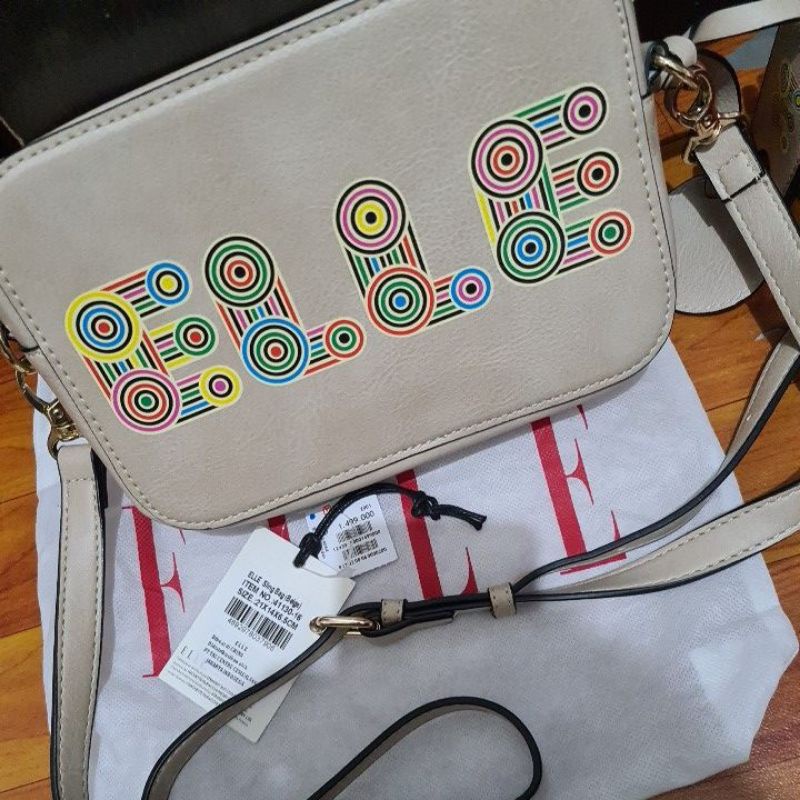 Elle sling bag
