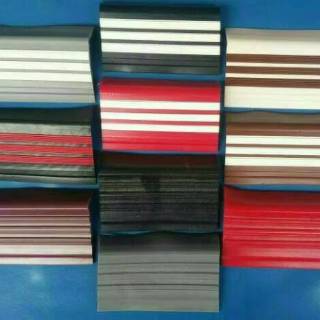 Step nosing karet antu slip tangga panjang 4 meter Step nosing karet antu slip tangga panjang 4 meter