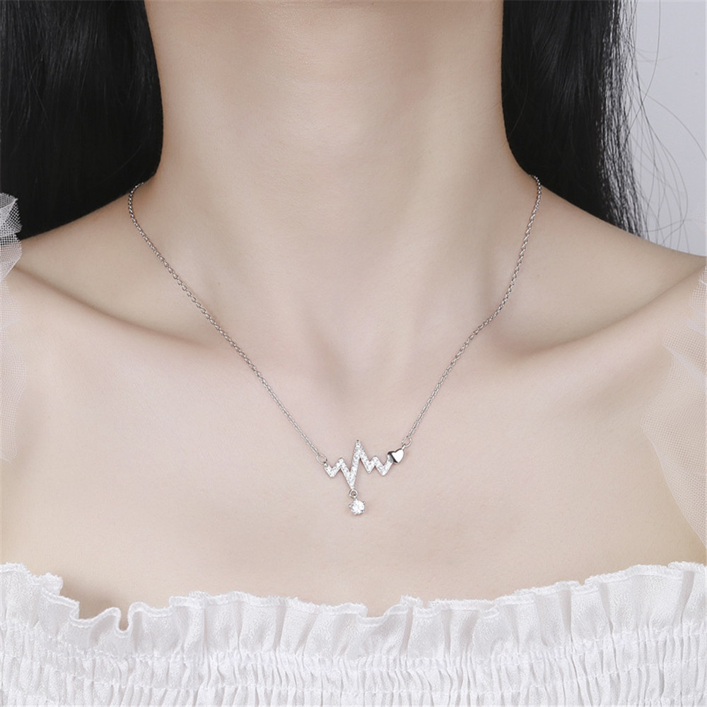 【COD Tangding】Heart Beating Pendant Necklace Choker Jewelry Fashion Simple Silver Gold Color