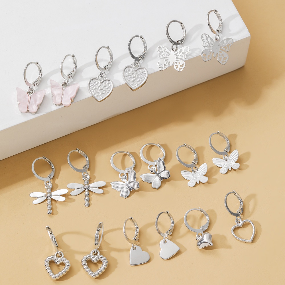 18pcs / Set Anting Tusuk Bentuk Kupu-Kupu / Hati Warna Emas Untuk Wanita