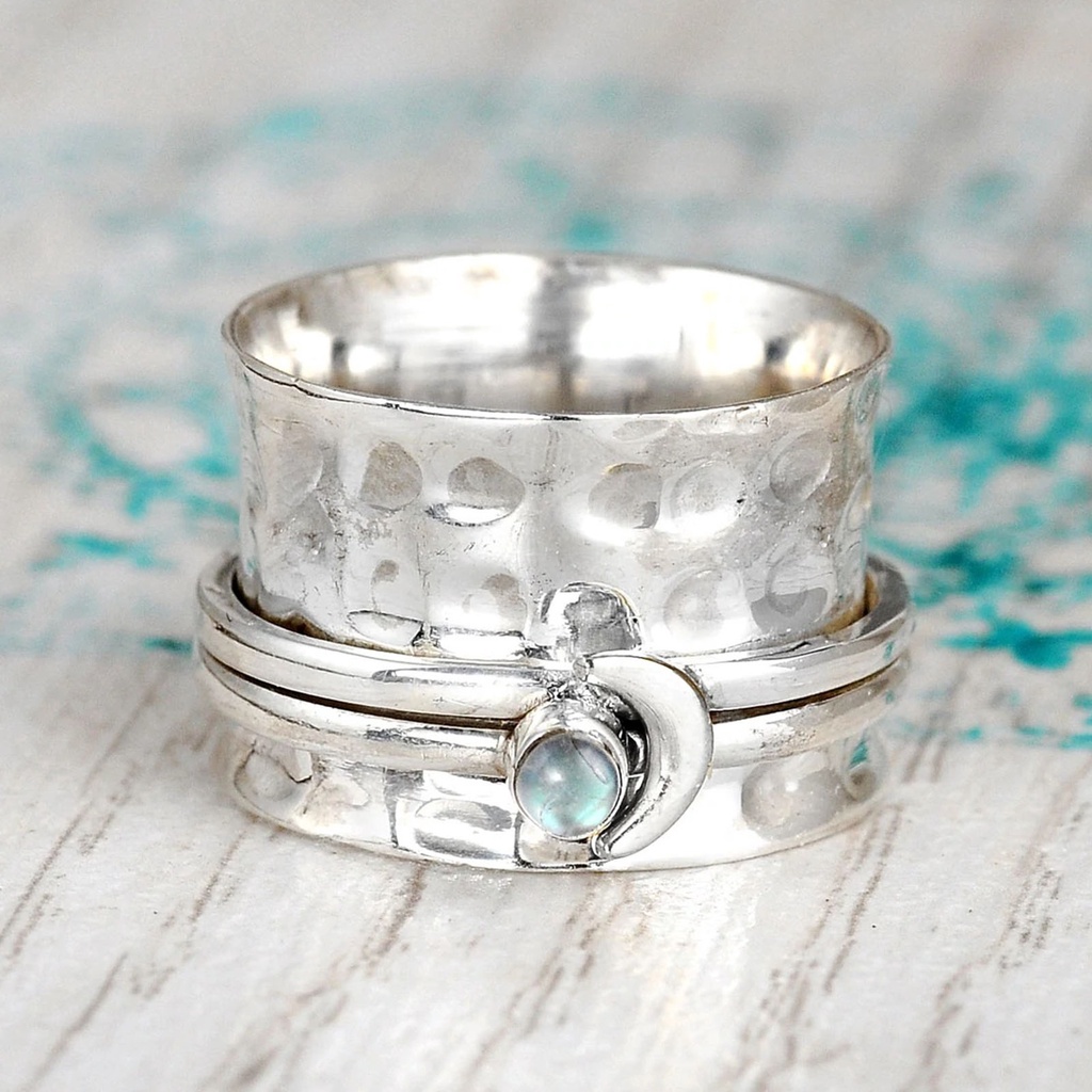 Hu Hu Hu Hu Hu Alat Bantu Pasang Kacamata♡ Cincin Bentuk Bulan Sabit Aksen Cubic Zirconia Gaya Vintage Untuk Wanita