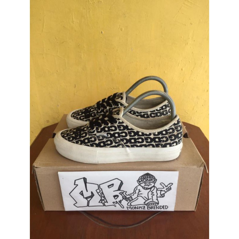 VANS AUTENTIC X CDG