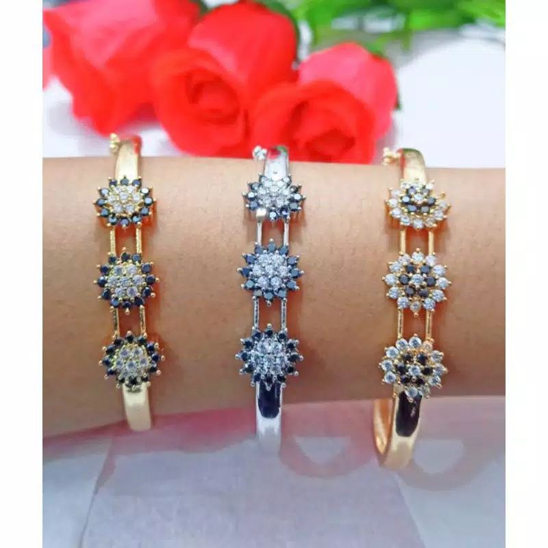 Gelang Bangle Xuping lapis Emas 24K Mewah .