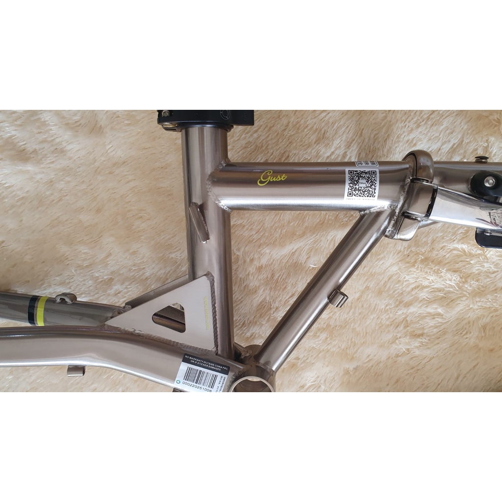 Frame Fork Fnhon GUST Warna TITANIUM 20 22 inch Discbrake Chromlly