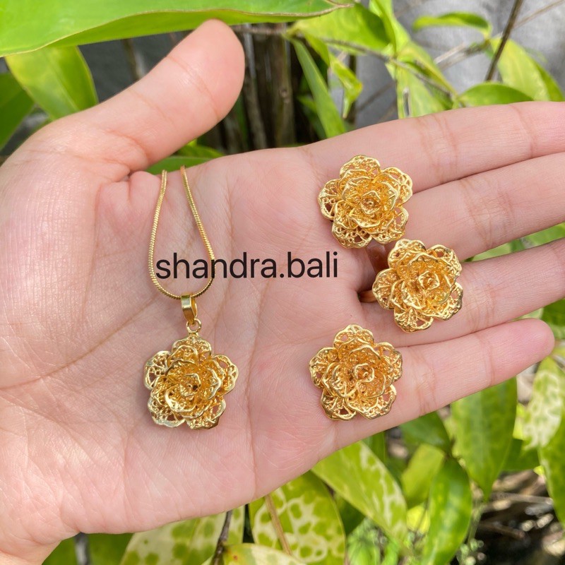 Set Perhiasan Kalung + Cincin + Anting Kendari Mawar Alpaka lapis Emas Gold Xuping Bali