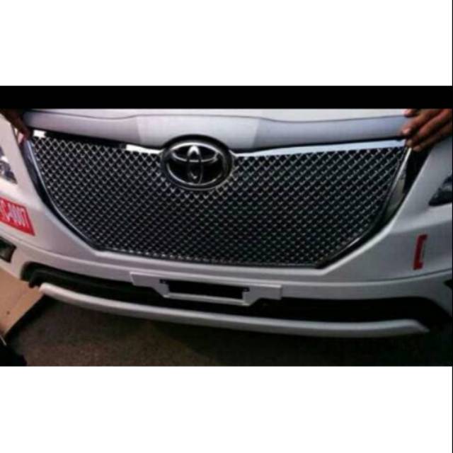 Grill Innova 2014 - 2015 model bentley full