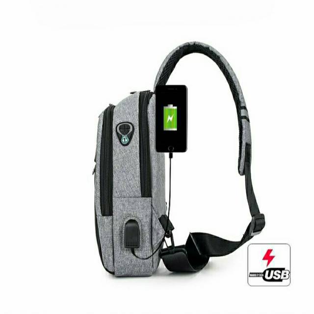 Tas Selempang usb pria casual anti maling multifungsi smart sling bag/chest bag sport