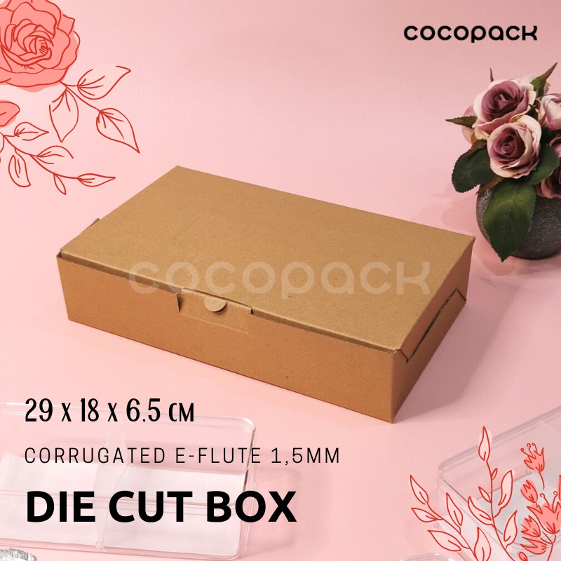 

Paper Box Corrugated Die Cut Gift Hampers Serbaguna 29x18x6,5cm (10 PCS)