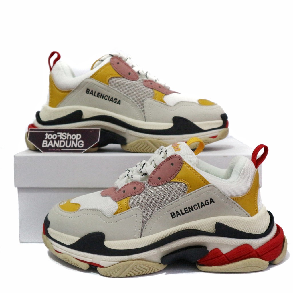 Sepatu Sneakers Wanita BALENCIAGA TRIPLE S Cream White Yellow Pink Ua Mirror BNIB (free Shoes Bag)