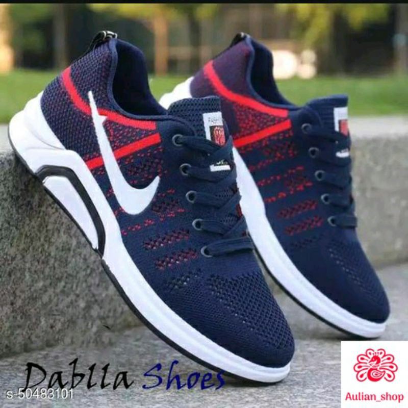 Sepatu jogging