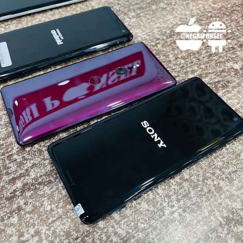 Sony Xperia XZ3 4/64GB MULUS TERBAIK