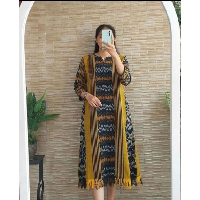 dress tenun rumbai - dress tenun kekinian - dress tenun modern - baju tunik tenun - tunik tenun mode