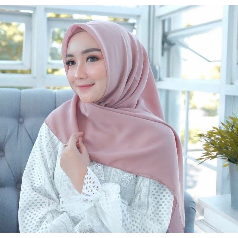 Hijab Bella Square Hijab Segi empat Hijab Bella Square Pollycotton