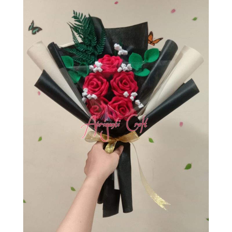 bucket bunga wisuda/ lamaran/ultah