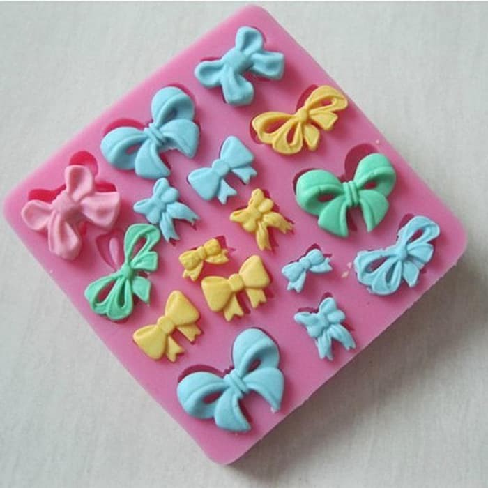 3D Silicon Mold Fondant Cake Decoration - 16 Bowknot Modelling