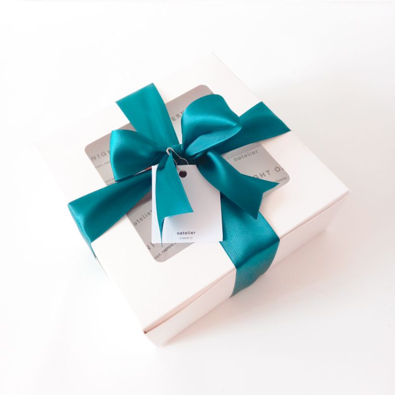 

GIFT BOX + PITA + HANG TAG