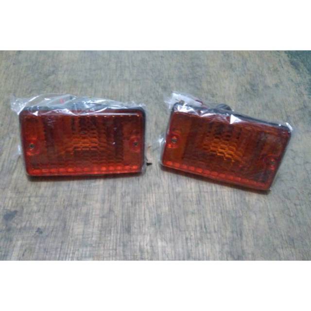Lampu bemper L300