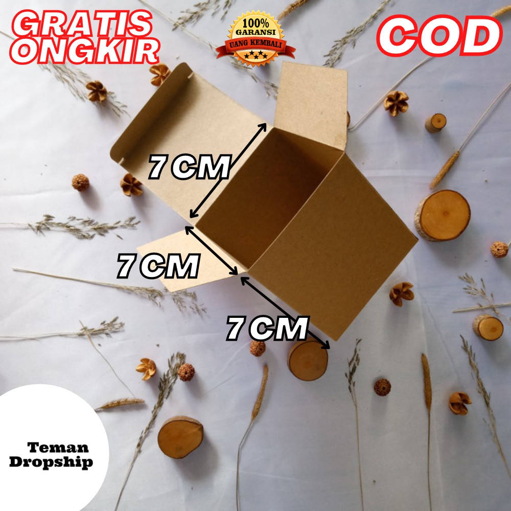 

KARDUS HAMPERS GIFT BOX/KOTAK KADO PACKING/KOTAK SOUVENIR KUBUS SIZE 7 X 7 X 7 CM