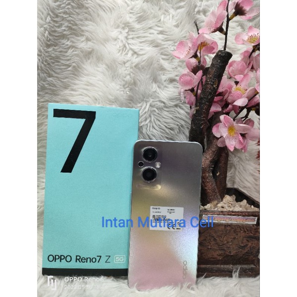 Oppo Reno 7 z 5G Ram 8GB Rom 128GB (Second)