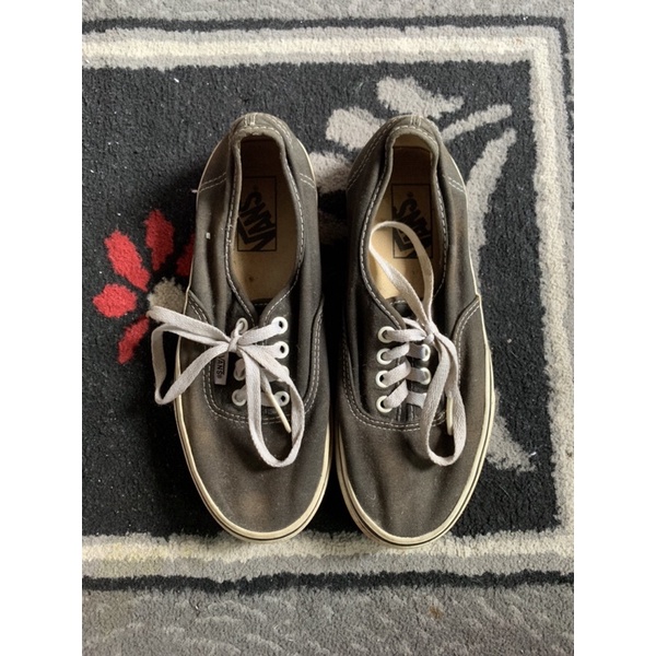 vans authentic original second