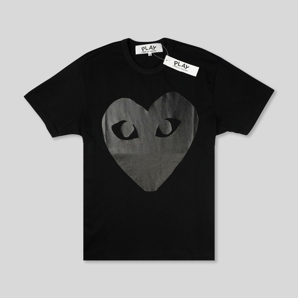 cdg play black shirt
