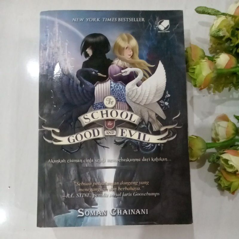 Novel the school for good and evil soman chainani original preloved