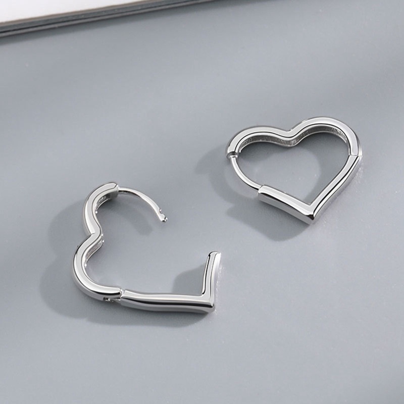 Anting Stud 925 Sterling Silver Bentuk Hati Geometris Gaya Klasik Untuk Wanita