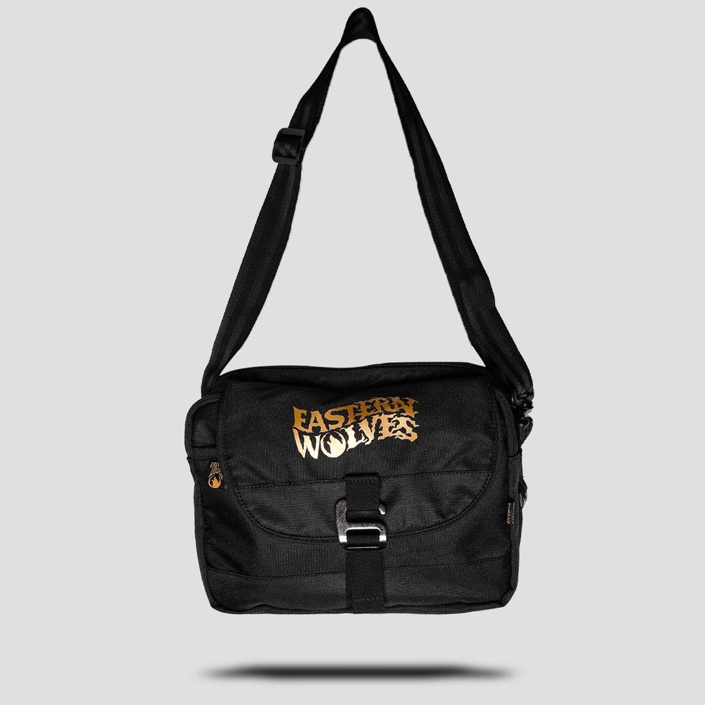 EASTERN WOLVES - TAS SELEMPANG SLINGBAG BLACKSMITH BLACK