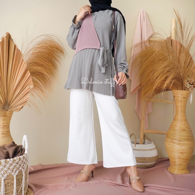 Syafa pleats top