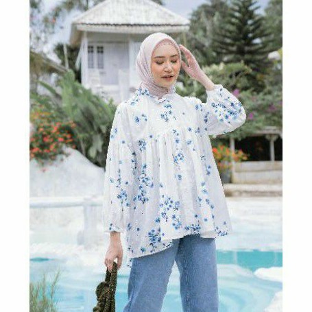 heidi top shiroi blue flower by haideeorlin