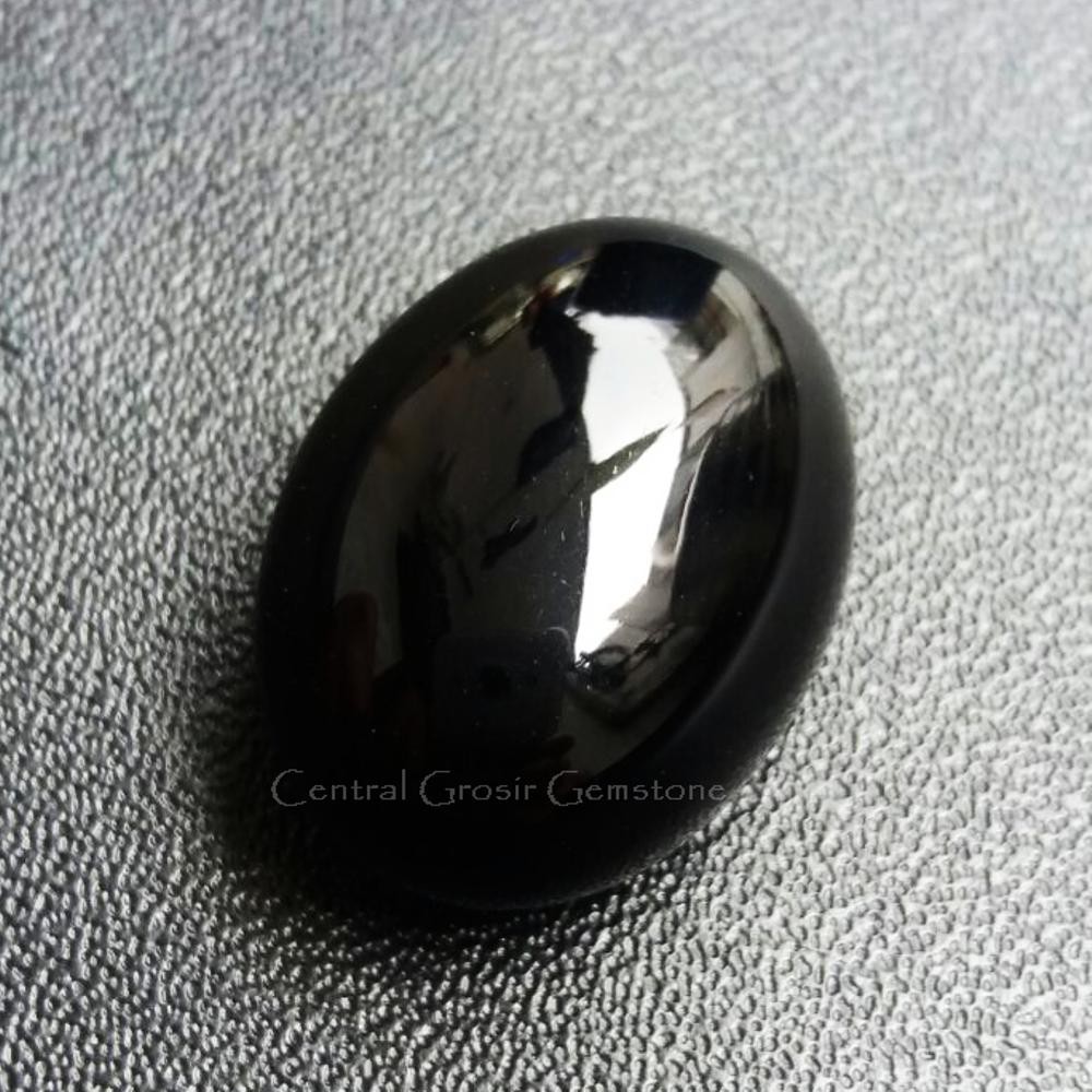 Khasiat Batu Akik Hitam Pekat