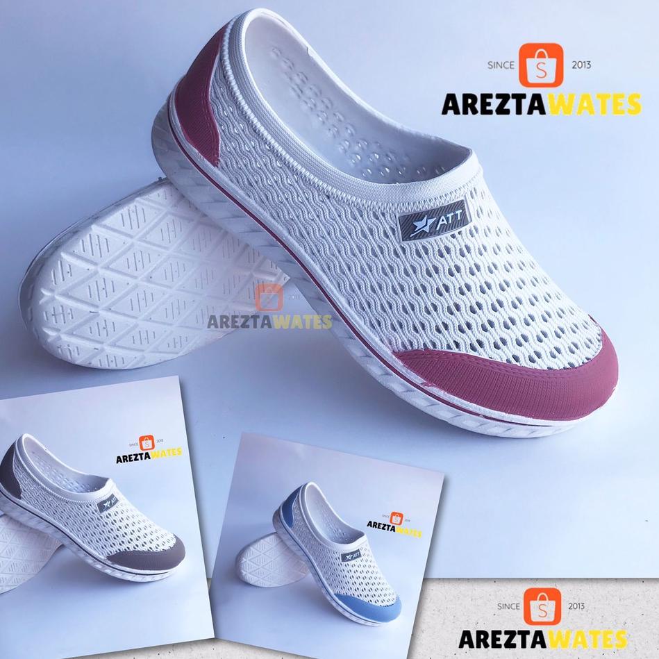 Recomended.. Sepatu slip on karet wanita att AKL 161