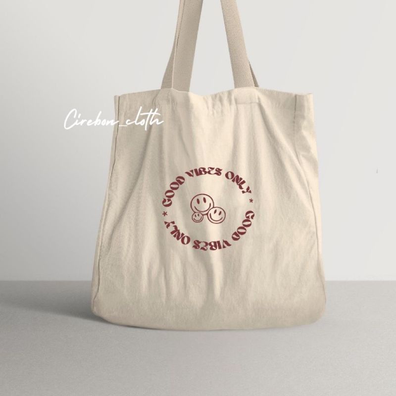 Totebag Kanvas Minnimii Collection