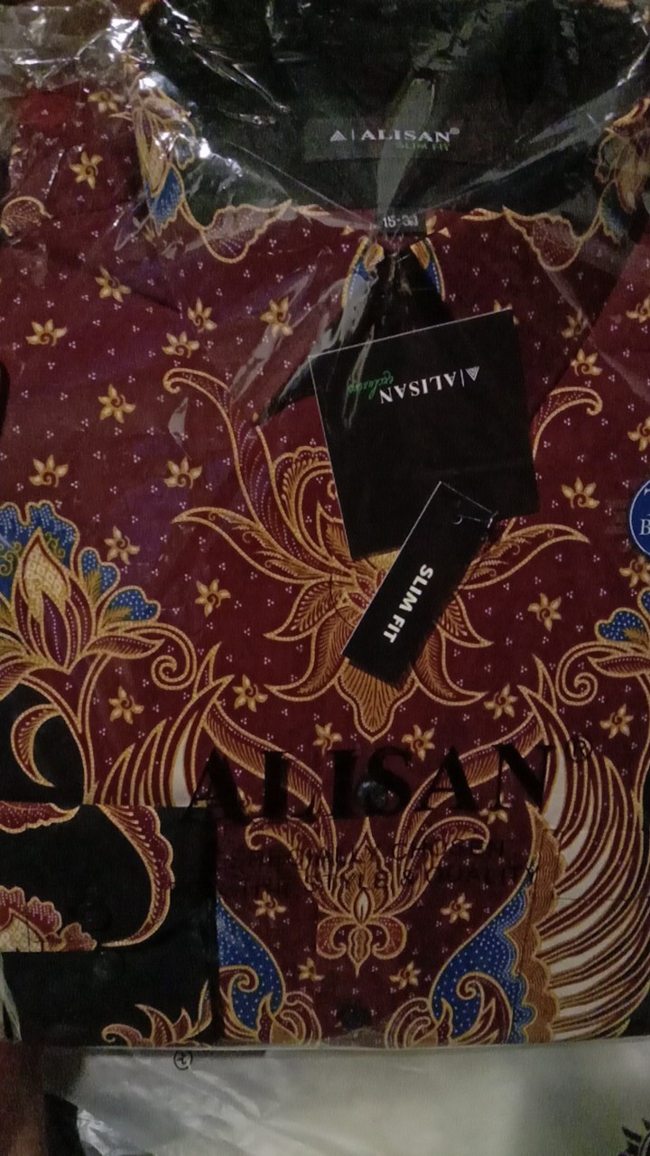 Kemeja Batik Alisan Lengan Panjang Reguler Fit 10633