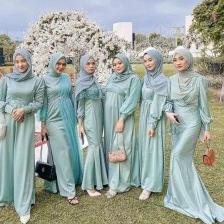 

Model baru - Paket Seragam Bridesmaid Lengkap Wisuda Lamaran Keluarga Kain Furing Satin Kebaya Manten Nikah