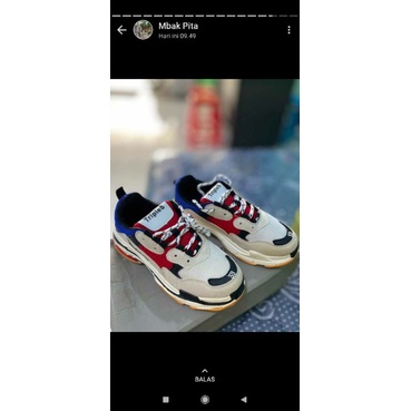 sepatu balenciaga