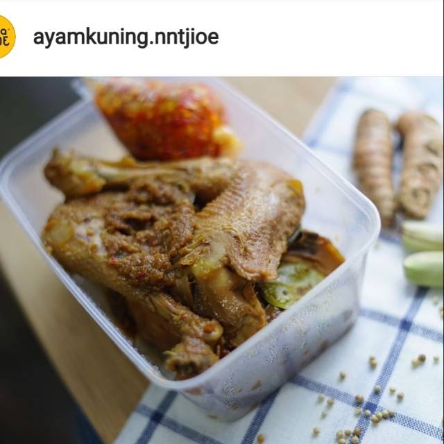 

Ayam Kecap Nona Tjioe